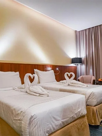 10-nights-3-star-chicago-umrah-package