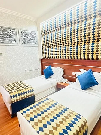 10-nights-5-star-chicago-umrah-package